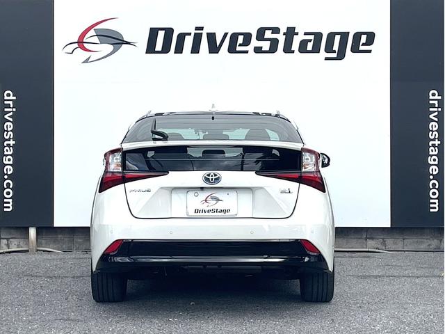 プリウス Ｓツーリングセレクション　禁煙　黒革シート　純正ナビ　バックカメラ　トヨタセーフティセンス　前席シートヒーター　アダプティブクルーズコントロール　前後クリアランスソナー　ＥＴＣ　スペアキー　取説保証書付　純正アルミ　点検整備付（48枚目）