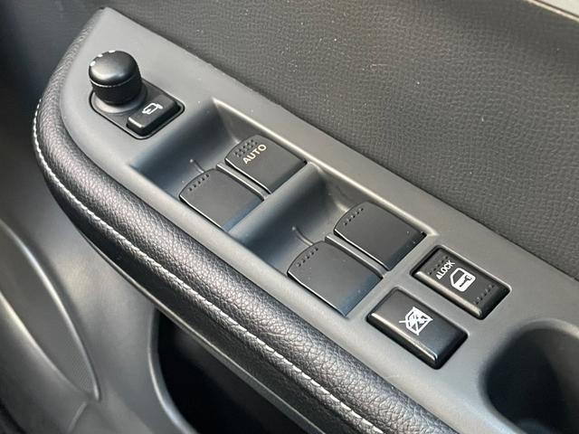 スイフト スタイルＬ　ユーザー買取　走行距離４万ｋｍ未満　禁煙　前席シートヒーター　ナビ　ＣＤ・ＤＶＤ再生可　ＥＴＣ　オートエアコン　電動格納ミラー　ヒーテッドドアミラー　取説保証書付　スマートキー　スペアキー　点検整備付（22枚目）