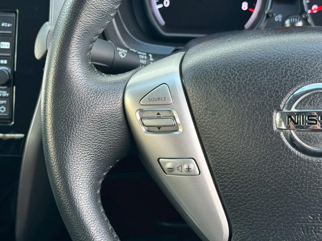 ノート メダリスト X Vセレクション+セーフティII 禁煙車 純正ナビ フルセグ LEDヘッドライト Bluetooth アラウンドビューモニター 衝突軽減ブレーキ レーンキープアシスト クリアランスソナー オートライト アイドリングストップ 車検整備付(20枚目)