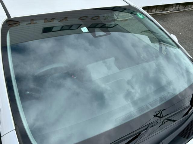 アクア Ｚ　禁煙車　ワンオーナー　衝突軽減ブレーキ　追従機能　１０．５型ディスプレイナビ　バックカメラ　ＥＴＣ　Ｂｌｕｅｔｏｏｔｈ　前後ドラレコ　純正１５インチアルミ　ＬＥＤヘッドライト　スマートキー　車検整備付（48枚目）