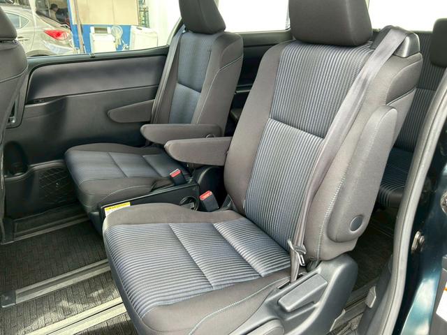 ヴォクシー ZS 煌 禁煙車 社外9インチナビ バックカメラ ETC Bluetooth 両側電動スライドドア 純正16インチアルミ LEDヘッドライト 7人乗り プッシュスタート スマートキー 車検整備付き(28枚目)