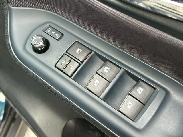 ヴォクシー ZS 煌 禁煙車 社外9インチナビ バックカメラ ETC Bluetooth 両側電動スライドドア 純正16インチアルミ LEDヘッドライト 7人乗り プッシュスタート スマートキー 車検整備付き(38枚目)