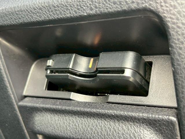 ヴォクシー ZS 煌 禁煙車 社外9インチナビ バックカメラ ETC Bluetooth 両側電動スライドドア 純正16インチアルミ LEDヘッドライト 7人乗り プッシュスタート スマートキー 車検整備付き(39枚目)