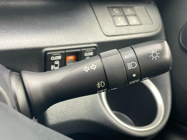 シエンタ G クエロ 禁煙車 モデリスタエアロ 5ZIGENアルミホイール 社外マフラー ダウンサス 純正マフラー・サスペンション付 純正ナビ アラウンドビューモニター 両側電動スライドドア セーフティセンス 車検整備付(28枚目)