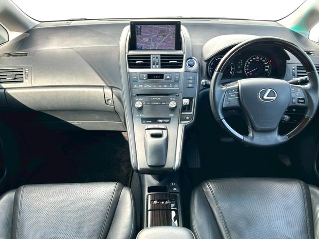 ＨＳ ＨＳ２５０ｈ　バージョンＩ　禁煙車　黒本革パワーシート　シートエアコン　純正ナビＴＶ　バックカメラ　ＥＴＣ　Ｂｌｕｅｔｏｏｔｈ　オートクルーズ　ＬＥＤヘッドライト　純正１８インチアルミ　クリアランスソナー　車検整備付き（10枚目）