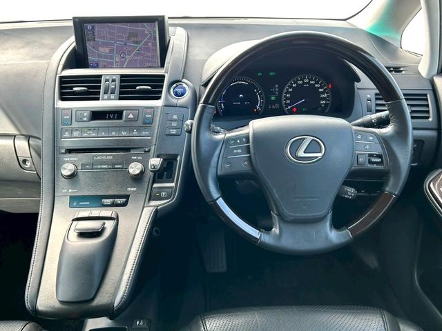 ＨＳ ＨＳ２５０ｈ　バージョンＩ　禁煙車　黒本革パワーシート　シートエアコン　純正ナビＴＶ　バックカメラ　ＥＴＣ　Ｂｌｕｅｔｏｏｔｈ　オートクルーズ　ＬＥＤヘッドライト　純正１８インチアルミ　クリアランスソナー　車検整備付き（11枚目）