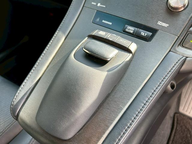 ＨＳ ＨＳ２５０ｈ　バージョンＩ　禁煙車　黒本革パワーシート　シートエアコン　純正ナビＴＶ　バックカメラ　ＥＴＣ　Ｂｌｕｅｔｏｏｔｈ　オートクルーズ　ＬＥＤヘッドライト　純正１８インチアルミ　クリアランスソナー　車検整備付き（15枚目）