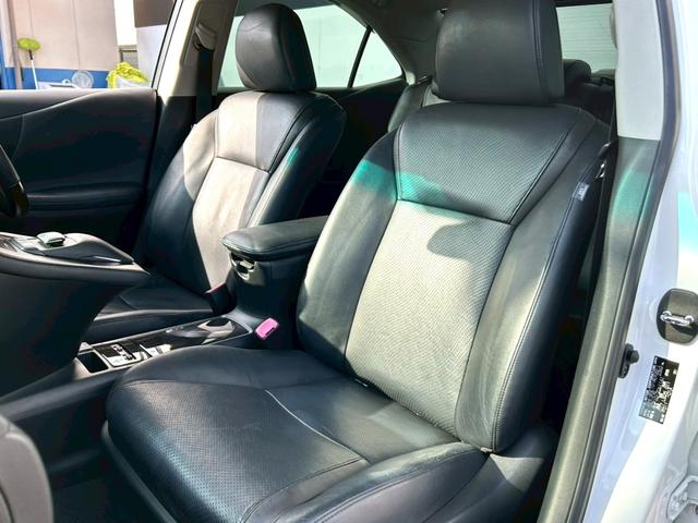 ＨＳ ＨＳ２５０ｈ　バージョンＩ　禁煙車　黒本革パワーシート　シートエアコン　純正ナビＴＶ　バックカメラ　ＥＴＣ　Ｂｌｕｅｔｏｏｔｈ　オートクルーズ　ＬＥＤヘッドライト　純正１８インチアルミ　クリアランスソナー　車検整備付き（24枚目）