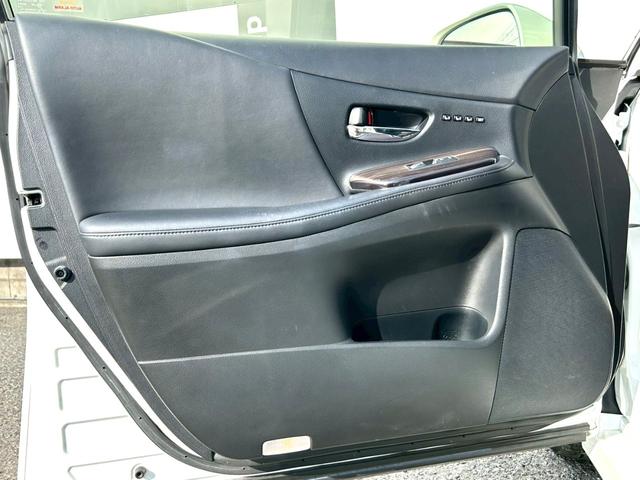 ＨＳ ＨＳ２５０ｈ　バージョンＩ　禁煙車　黒本革パワーシート　シートエアコン　純正ナビＴＶ　バックカメラ　ＥＴＣ　Ｂｌｕｅｔｏｏｔｈ　オートクルーズ　ＬＥＤヘッドライト　純正１８インチアルミ　クリアランスソナー　車検整備付き（28枚目）