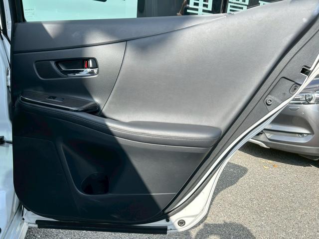 ＨＳ ＨＳ２５０ｈ　バージョンＩ　禁煙車　黒本革パワーシート　シートエアコン　純正ナビＴＶ　バックカメラ　ＥＴＣ　Ｂｌｕｅｔｏｏｔｈ　オートクルーズ　ＬＥＤヘッドライト　純正１８インチアルミ　クリアランスソナー　車検整備付き（30枚目）