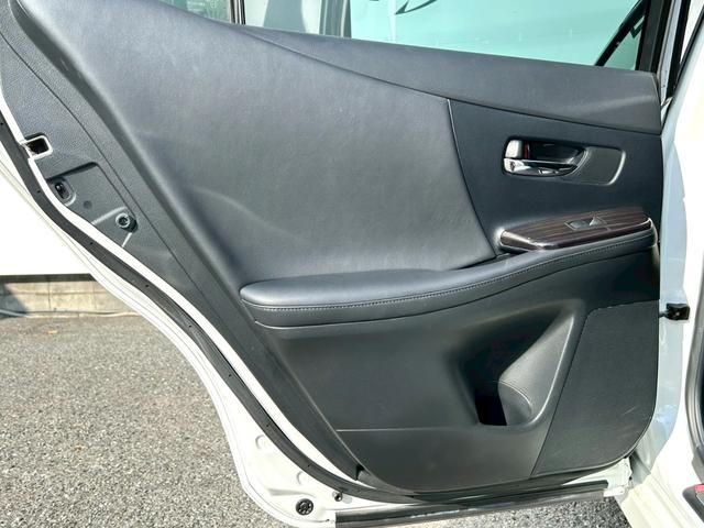 ＨＳ ＨＳ２５０ｈ　バージョンＩ　禁煙車　黒本革パワーシート　シートエアコン　純正ナビＴＶ　バックカメラ　ＥＴＣ　Ｂｌｕｅｔｏｏｔｈ　オートクルーズ　ＬＥＤヘッドライト　純正１８インチアルミ　クリアランスソナー　車検整備付き（31枚目）