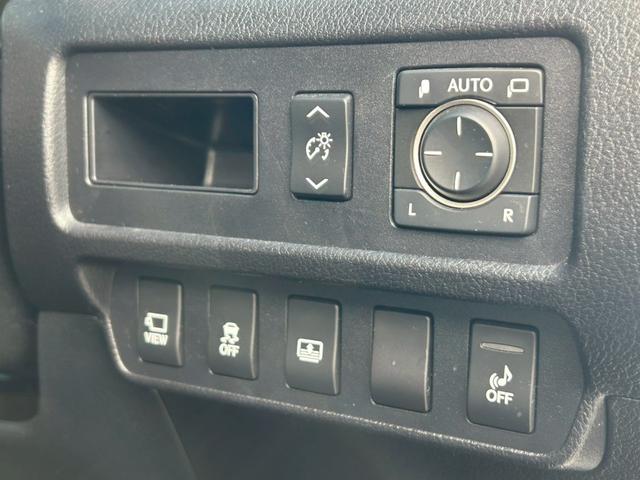 ＨＳ ＨＳ２５０ｈ　バージョンＩ　禁煙車　黒本革パワーシート　シートエアコン　純正ナビＴＶ　バックカメラ　ＥＴＣ　Ｂｌｕｅｔｏｏｔｈ　オートクルーズ　ＬＥＤヘッドライト　純正１８インチアルミ　クリアランスソナー　車検整備付き（34枚目）