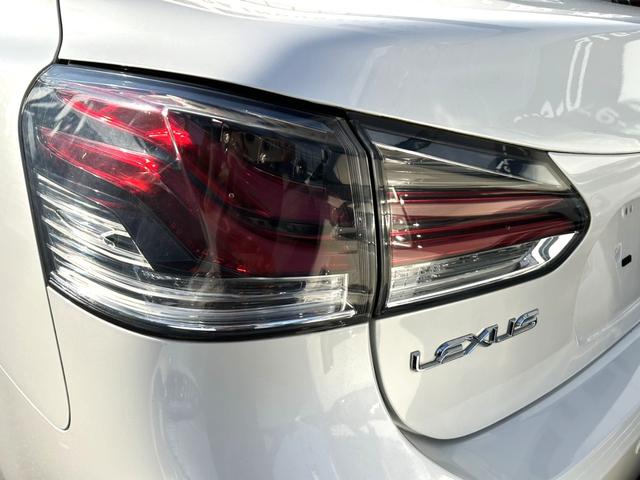 ＨＳ ＨＳ２５０ｈ　バージョンＩ　禁煙車　黒本革パワーシート　シートエアコン　純正ナビＴＶ　バックカメラ　ＥＴＣ　Ｂｌｕｅｔｏｏｔｈ　オートクルーズ　ＬＥＤヘッドライト　純正１８インチアルミ　クリアランスソナー　車検整備付き（47枚目）