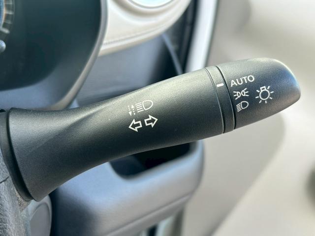 デイズ Ｘ　禁煙車　インテリキー　ＵＳＢ接続可　アイドリングストップ　前席シートヒーター　バックカメラ　プッシュスタート　前後クリアランスソナー　エマージェンシーブレーキ　ＣＤオーディオ　純正アルミ　車検整備付（15枚目）