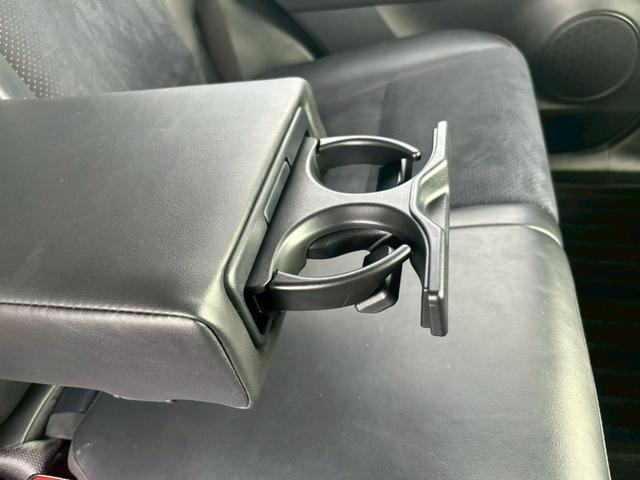 ハリアー プログレス　禁煙車　ＪＢＬ９インチナビ　ＪＢＬスピーカー　セーフティーセンス　ＥＴＣ　インテリキー　ＵＳＢ　全方位カメラ　パワーシート　パワーバックドア　前後ドラレコ　純正アルミホイール　スペアキー　車検整備付き（35枚目）