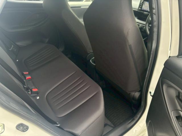 ヤリス Ｘ　禁煙車　トヨタセーフティセンス　純正ディスプレイオーディオ　アップルカープレイアンドロイドオート対応　Ｂｌｕｅｔｏｏｔｈ　ＵＳＢ　ＥＴＣ　前後ドライブレコーダー　バックカメラ　オートライト　車検整備付（24枚目）