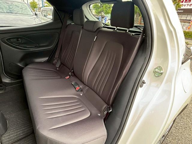 ヤリス Ｘ　禁煙車　トヨタセーフティセンス　純正ディスプレイオーディオ　アップルカープレイアンドロイドオート対応　Ｂｌｕｅｔｏｏｔｈ　ＵＳＢ　ＥＴＣ　前後ドライブレコーダー　バックカメラ　オートライト　車検整備付（42枚目）