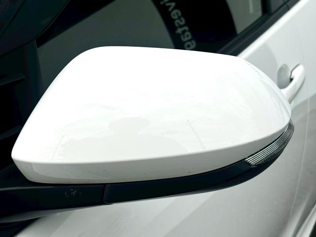 ヤリス Ｘ　禁煙車　トヨタセーフティセンス　純正ディスプレイオーディオ　アップルカープレイアンドロイドオート対応　Ｂｌｕｅｔｏｏｔｈ　ＵＳＢ　ＥＴＣ　前後ドライブレコーダー　バックカメラ　オートライト　車検整備付（49枚目）