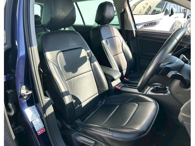 ゴルフ TSIコンフォートライン テックエディション 禁煙車 ワンオーナー 衝突軽減ブレーキ 追従機能 デジタルメーター 純正ナビ 地デジTV バックカメラ ETC ドラレコ Bluetooth LEDヘッドライト パドルシフト 純正17インチアルミ(22枚目)