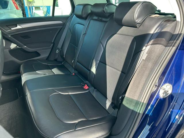 ゴルフ TSIコンフォートライン テックエディション 禁煙車 ワンオーナー 衝突軽減ブレーキ 追従機能 デジタルメーター 純正ナビ 地デジTV バックカメラ ETC ドラレコ Bluetooth LEDヘッドライト パドルシフト 純正17インチアルミ(25枚目)