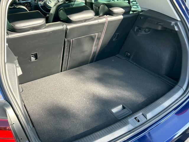 ゴルフ TSIコンフォートライン テックエディション 禁煙車 ワンオーナー 衝突軽減ブレーキ 追従機能 デジタルメーター 純正ナビ 地デジTV バックカメラ ETC ドラレコ Bluetooth LEDヘッドライト パドルシフト 純正17インチアルミ(28枚目)