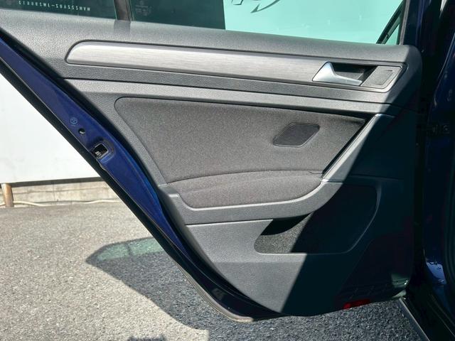 ゴルフ TSIコンフォートライン テックエディション 禁煙車 ワンオーナー 衝突軽減ブレーキ 追従機能 デジタルメーター 純正ナビ 地デジTV バックカメラ ETC ドラレコ Bluetooth LEDヘッドライト パドルシフト 純正17インチアルミ(33枚目)