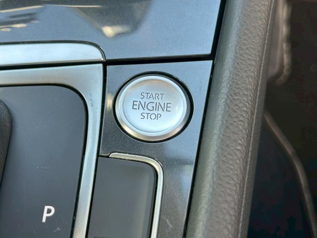 ゴルフ TSIコンフォートライン テックエディション 禁煙車 ワンオーナー 衝突軽減ブレーキ 追従機能 デジタルメーター 純正ナビ 地デジTV バックカメラ ETC ドラレコ Bluetooth LEDヘッドライト パドルシフト 純正17インチアルミ(39枚目)