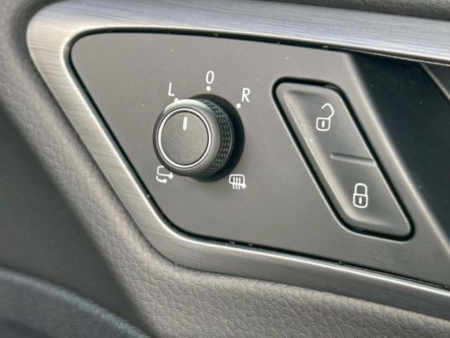 ゴルフ TSIコンフォートライン テックエディション 禁煙車 ワンオーナー 衝突軽減ブレーキ 追従機能 デジタルメーター 純正ナビ 地デジTV バックカメラ ETC ドラレコ Bluetooth LEDヘッドライト パドルシフト 純正17インチアルミ(40枚目)