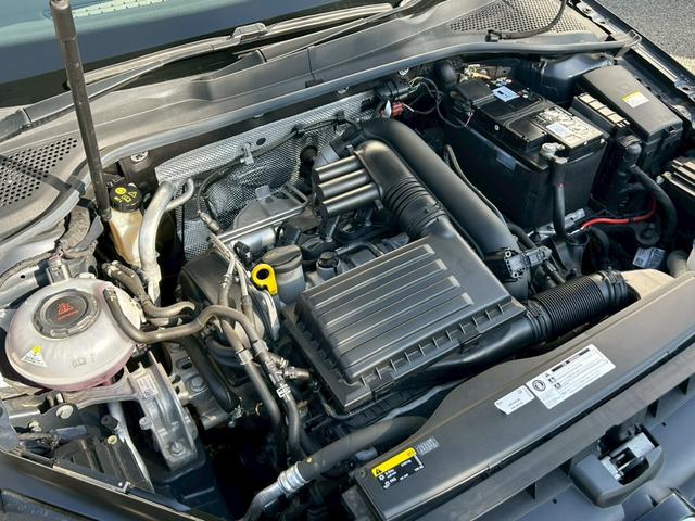 ゴルフ TSIコンフォートライン テックエディション 禁煙車 ワンオーナー 衝突軽減ブレーキ 追従機能 デジタルメーター 純正ナビ 地デジTV バックカメラ ETC ドラレコ Bluetooth LEDヘッドライト パドルシフト 純正17インチアルミ(53枚目)