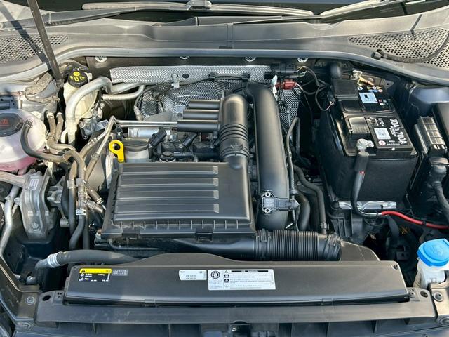 ゴルフ TSIコンフォートライン テックエディション 禁煙車 ワンオーナー 衝突軽減ブレーキ 追従機能 デジタルメーター 純正ナビ 地デジTV バックカメラ ETC ドラレコ Bluetooth LEDヘッドライト パドルシフト 純正17インチアルミ(54枚目)