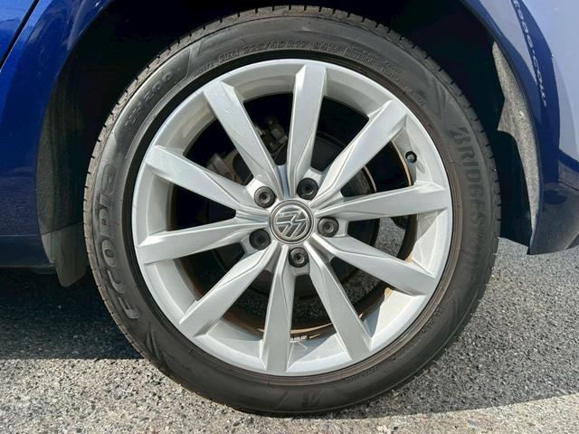 ゴルフ TSIコンフォートライン テックエディション 禁煙車 ワンオーナー 衝突軽減ブレーキ 追従機能 デジタルメーター 純正ナビ 地デジTV バックカメラ ETC ドラレコ Bluetooth LEDヘッドライト パドルシフト 純正17インチアルミ(56枚目)
