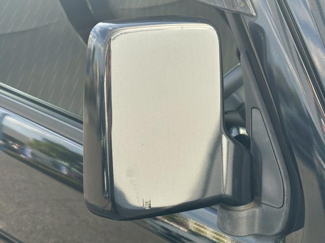 スーパーキャリイ Ｘ　禁煙車　三方開　４ＷＤ　ＡＴ車　クリアランスソナー　カロッツェリアナビ　フルセグ　オーバーヘッドコンソール　作業灯　荷台マット　ＨＩＤ　Ｂｌｕｅｔｏｏｔｈ　ＥＴＣ　　衝突軽減ブレーキ　車検整備付（34枚目）