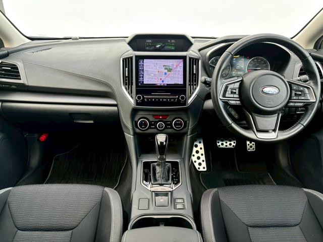 インプレッサスポーツ ２．０ｉ－Ｓアイサイト　禁煙車　アイサイト　ＳＴＩフロントスポイラー　純正ダイヤトーンナビＴＶ　バックカメラ　ＥＴＣ　ドラレコ　純正１８インチアルミ　ＬＥＤ　クリソナ　パワーシート　パドルシフト　スペアキー　車検整備付（9枚目）