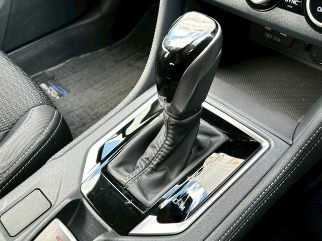 インプレッサスポーツ ２．０ｉ－Ｓアイサイト　禁煙車　アイサイト　ＳＴＩフロントスポイラー　純正ダイヤトーンナビＴＶ　バックカメラ　ＥＴＣ　ドラレコ　純正１８インチアルミ　ＬＥＤ　クリソナ　パワーシート　パドルシフト　スペアキー　車検整備付（12枚目）