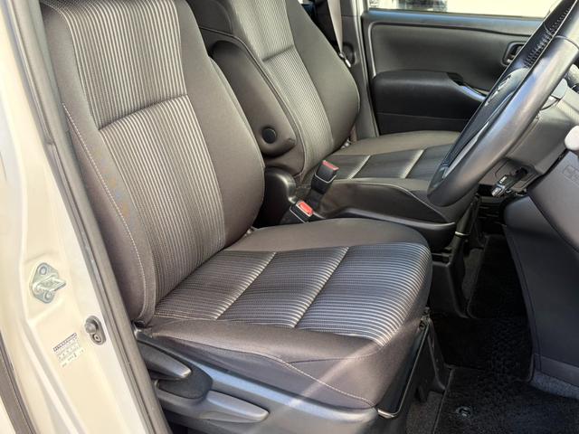 ノア Si 禁煙車 純正9インチナビ バックカメラ トヨタセーフティセンス ETC ドラレコ クルーズコントロール パワースライドドア クリアランスソナー LEDヘッドライト スマキー スペアキー 点検整備付(14枚目)