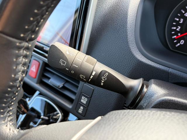 ノア Si 禁煙車 純正9インチナビ バックカメラ トヨタセーフティセンス ETC ドラレコ クルーズコントロール パワースライドドア クリアランスソナー LEDヘッドライト スマキー スペアキー 点検整備付(20枚目)