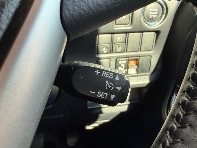 ノア Si 禁煙車 純正9インチナビ バックカメラ トヨタセーフティセンス ETC ドラレコ クルーズコントロール パワースライドドア クリアランスソナー LEDヘッドライト スマキー スペアキー 点検整備付(22枚目)