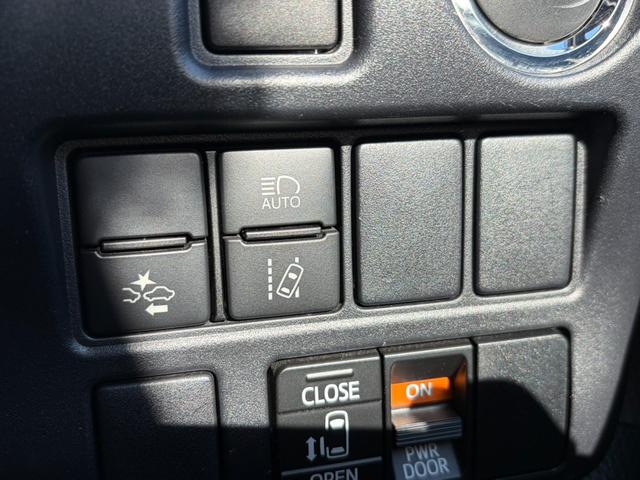 ノア Si 禁煙車 純正9インチナビ バックカメラ トヨタセーフティセンス ETC ドラレコ クルーズコントロール パワースライドドア クリアランスソナー LEDヘッドライト スマキー スペアキー 点検整備付(26枚目)