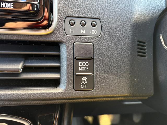 ノア Si 禁煙車 純正9インチナビ バックカメラ トヨタセーフティセンス ETC ドラレコ クルーズコントロール パワースライドドア クリアランスソナー LEDヘッドライト スマキー スペアキー 点検整備付(28枚目)