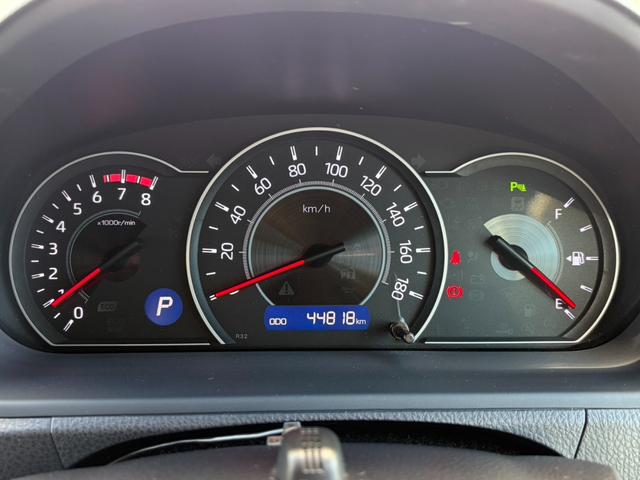 ノア Si 禁煙車 純正9インチナビ バックカメラ トヨタセーフティセンス ETC ドラレコ クルーズコントロール パワースライドドア クリアランスソナー LEDヘッドライト スマキー スペアキー 点検整備付(31枚目)