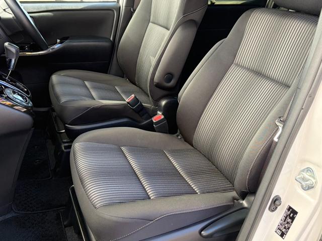 ノア Si 禁煙車 純正9インチナビ バックカメラ トヨタセーフティセンス ETC ドラレコ クルーズコントロール パワースライドドア クリアランスソナー LEDヘッドライト スマキー スペアキー 点検整備付(33枚目)