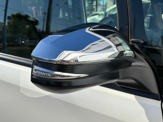 ノア Si 禁煙車 純正9インチナビ バックカメラ トヨタセーフティセンス ETC ドラレコ クルーズコントロール パワースライドドア クリアランスソナー LEDヘッドライト スマキー スペアキー 点検整備付(47枚目)