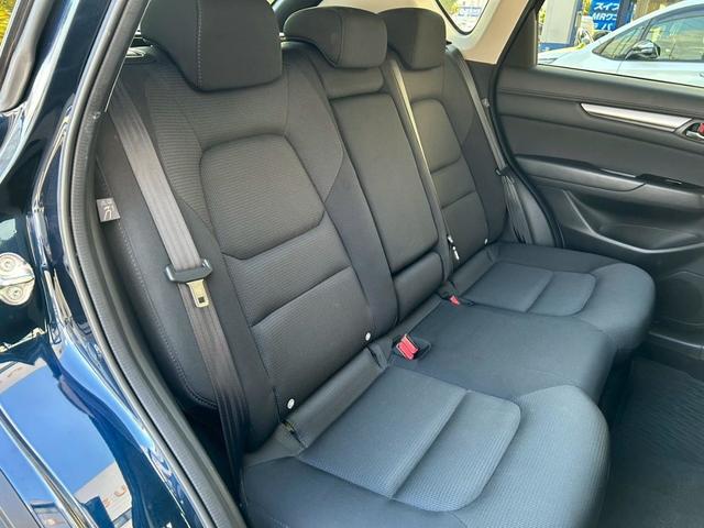 ＣＸ－５ ＸＤ　プロアクティブ　禁煙　純正ナビ　３６０°ビューモニター　ＣＤ・ＤＶＤ再生可　前後クリアランスソナー　アダプティブクルーズコントロール　ＢＳＭ　ＨＵＤ　ＥＴＣ　前後ドラレコ　Ｂホールド　純正１７インチアルミ　車検整備付（17枚目）