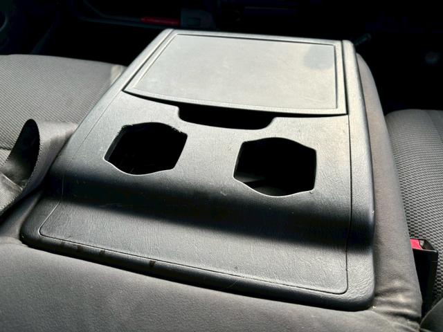 ハイエースバン ロングＤＸ　ＧＬパッケージ　禁煙車　社外ＳＤナビ・フルセグ　バックカメラ内臓ミラー　ＥＴＣ　ＬＥＤヘッドライト　両側スライドドア　Ｂｌｕｅｔｏｏｔｈ　ＣＤ・ＤＶＤ再生可　電格ミラー　フォグランプ　キーレス　スペアキー　車検整備付（25枚目）