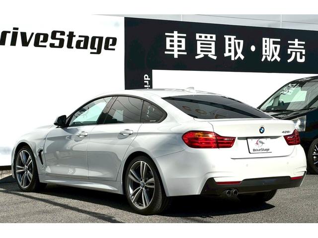 4シリーズ 428iグランクーペ Mスポーツ 禁煙車 衝突軽減ブレーキ 追従機能 サンルーフ 赤革シート シートヒーター 純正ナビ フルセグTVバックカメラ ETC 前後ドラレコ ヘッドアップディスプレイ 純正19インチアルミ 車検整備付き(8枚目)