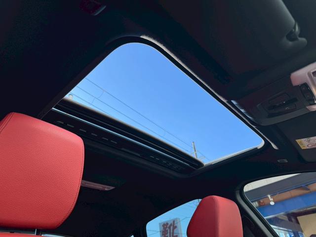 4シリーズ 428iグランクーペ Mスポーツ 禁煙車 衝突軽減ブレーキ 追従機能 サンルーフ 赤革シート シートヒーター 純正ナビ フルセグTVバックカメラ ETC 前後ドラレコ ヘッドアップディスプレイ 純正19インチアルミ 車検整備付き(16枚目)