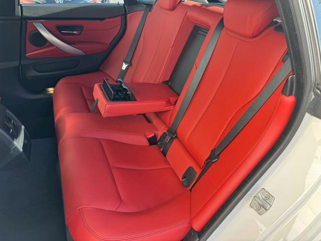 4シリーズ 428iグランクーペ Mスポーツ 禁煙車 衝突軽減ブレーキ 追従機能 サンルーフ 赤革シート シートヒーター 純正ナビ フルセグTVバックカメラ ETC 前後ドラレコ ヘッドアップディスプレイ 純正19インチアルミ 車検整備付き(23枚目)