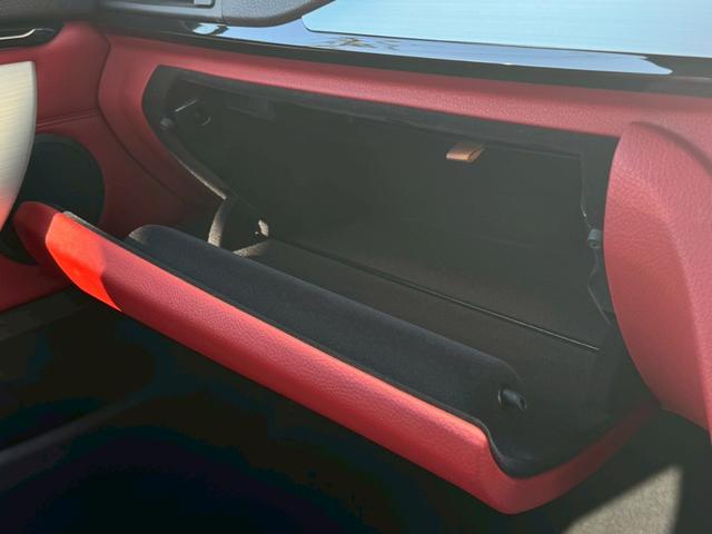 4シリーズ 428iグランクーペ Mスポーツ 禁煙車 衝突軽減ブレーキ 追従機能 サンルーフ 赤革シート シートヒーター 純正ナビ フルセグTVバックカメラ ETC 前後ドラレコ ヘッドアップディスプレイ 純正19インチアルミ 車検整備付き(36枚目)