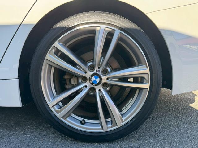 4シリーズ 428iグランクーペ Mスポーツ 禁煙車 衝突軽減ブレーキ 追従機能 サンルーフ 赤革シート シートヒーター 純正ナビ フルセグTVバックカメラ ETC 前後ドラレコ ヘッドアップディスプレイ 純正19インチアルミ 車検整備付き(43枚目)