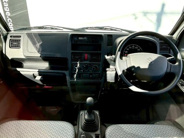 キャリイトラック KCスペシャル 禁煙車 5MT デュアルカメラブレーキサポート エアコン パワステ パワーウインドウ オートライト 運転席助手席エアバック 純正オーディオ ETC リアゲートチェーン アッパーメンバーガード キーレス(8枚目)